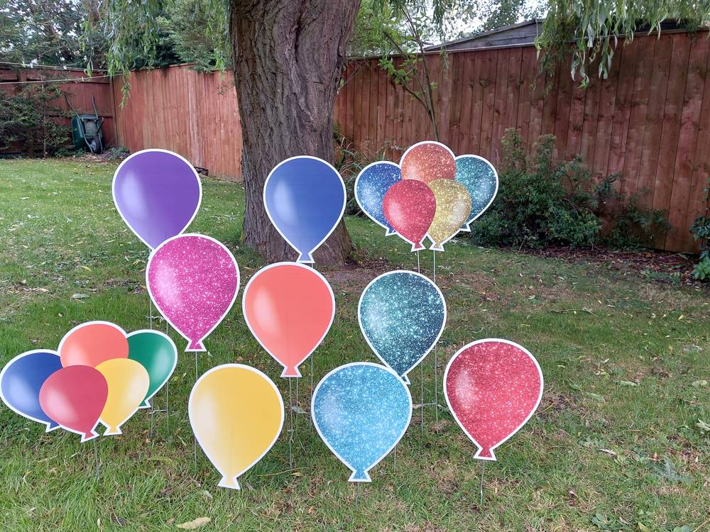 Balloon cut-out accessory set